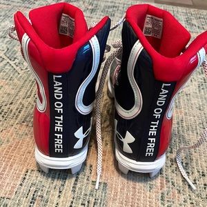 New Boys 4.5Y Under Amour Football Cleats. Red, White & Blue